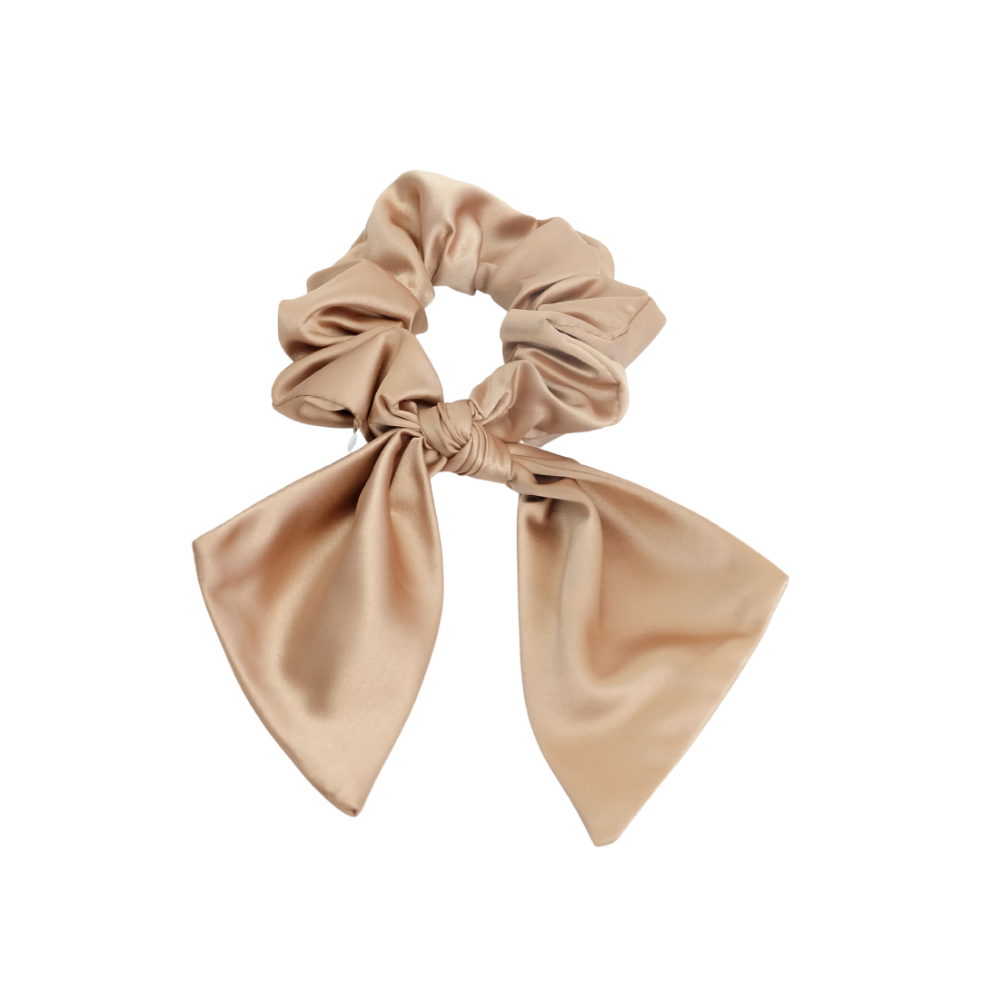 Bow Scrunchie in Caramel