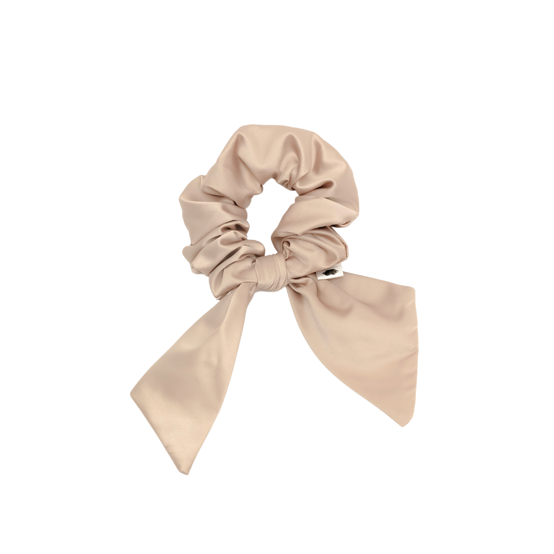 Bow Scrunchie in Pink Champagne